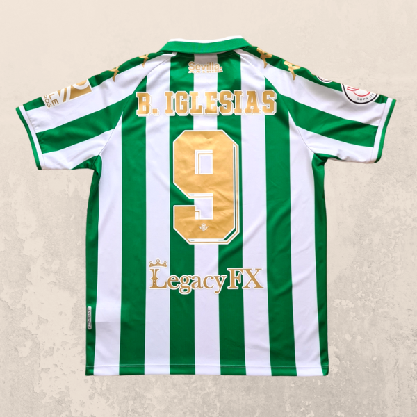 Camiseta Borja Iglesias Real Betis Campeón de Copa del Rey 2022. Nueva con etiquetas