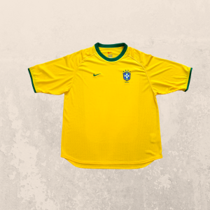 Camiseta vintage Brasil 2000-2002
